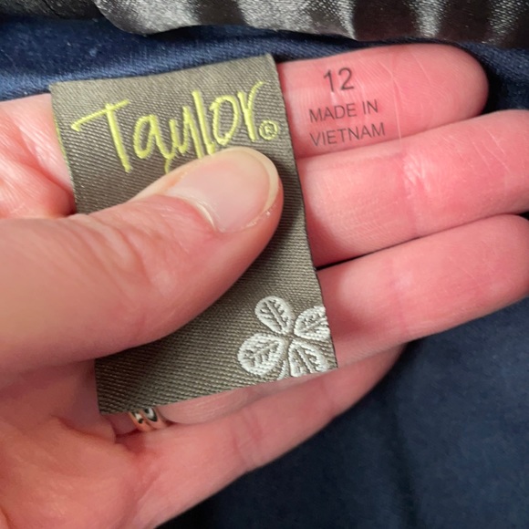 ❌SOLD❌ NWT Taylor Mix Print Mini A-Line Swing Dress Size 12 - Picture 4 of 10